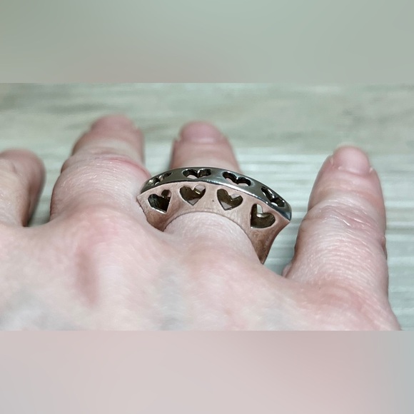 Vintage Designer Signed Sterling Silver Open Heart Tall Dome Ring, Size 6, 5.1g - Picture 13 of 15